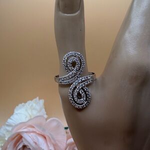 💎 Women’s Infinity Diamond Ring 💍 size 14